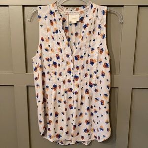 Maeve cream Sleeveless Top with Blue and Orange strawberries Pattern size 4